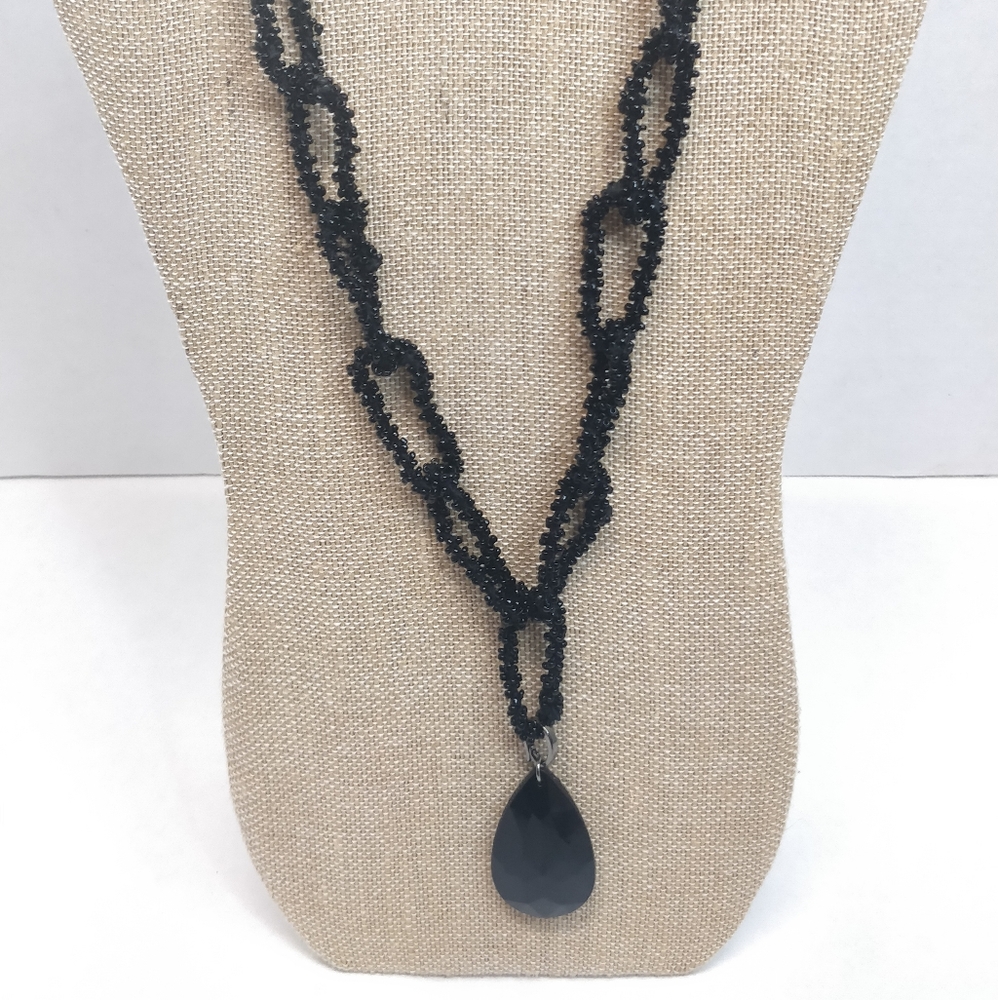 🎉3x$20
Black onyx crystal necklace with pendant